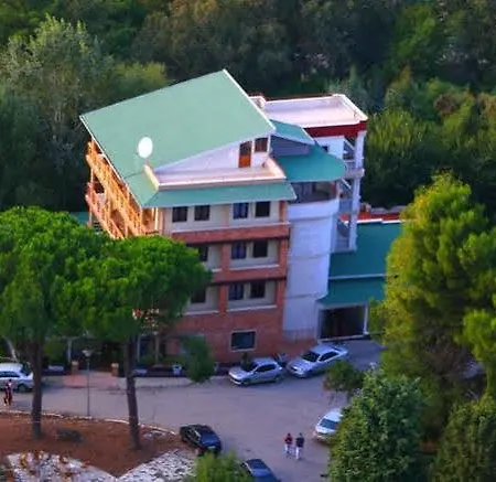Park 3* Tirana
